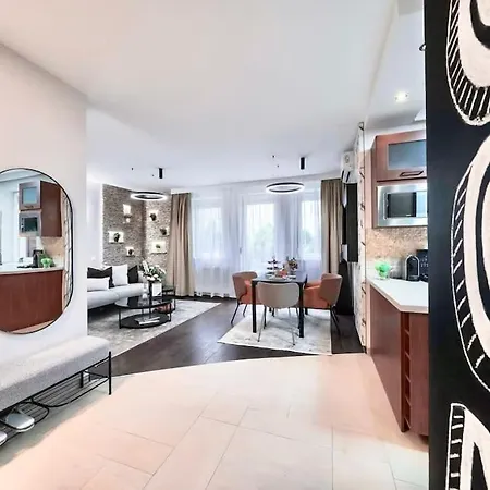 One Bed At Location In Apartment *